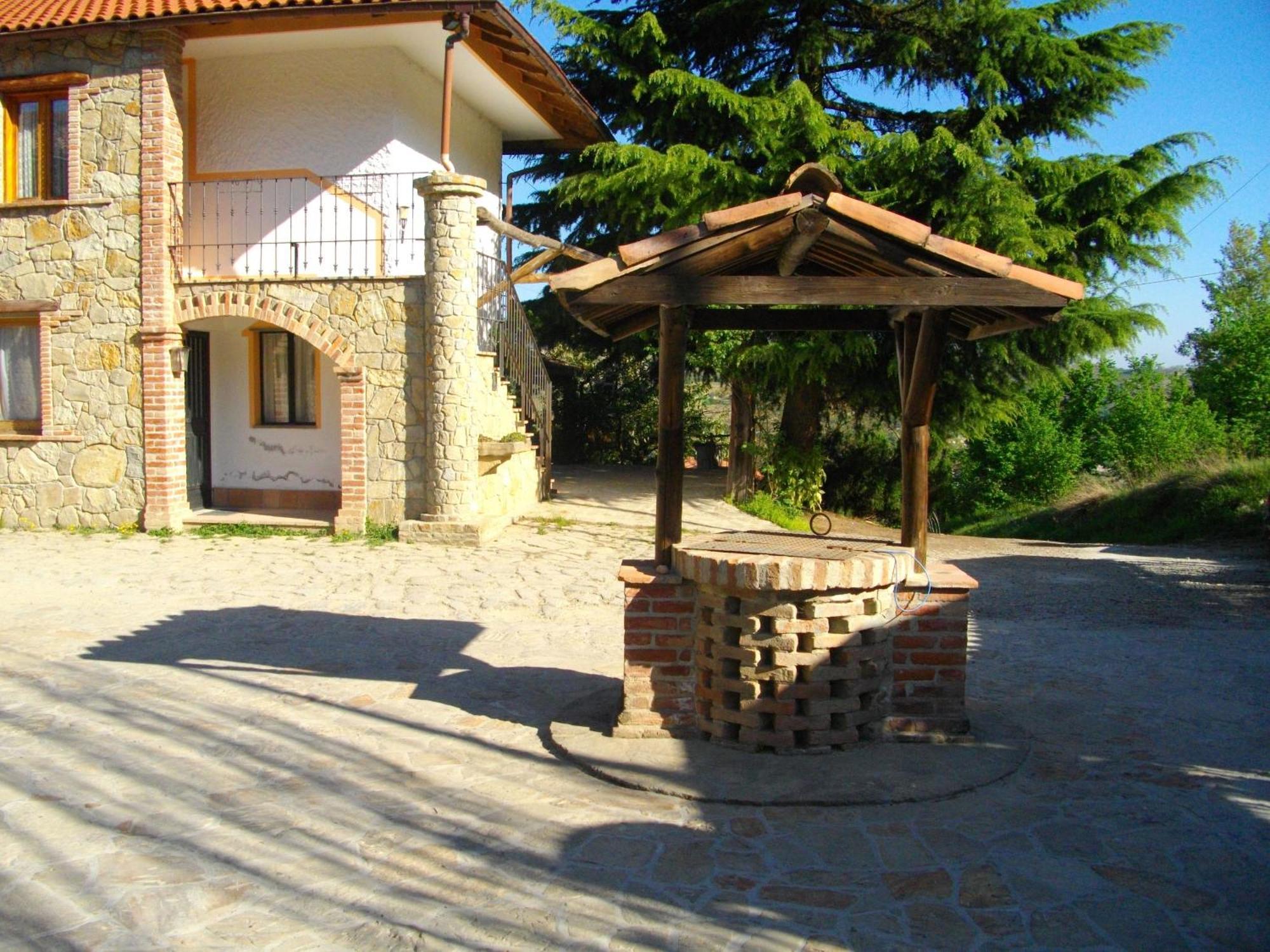 La Martinella Villa Canelli Buitenkant foto