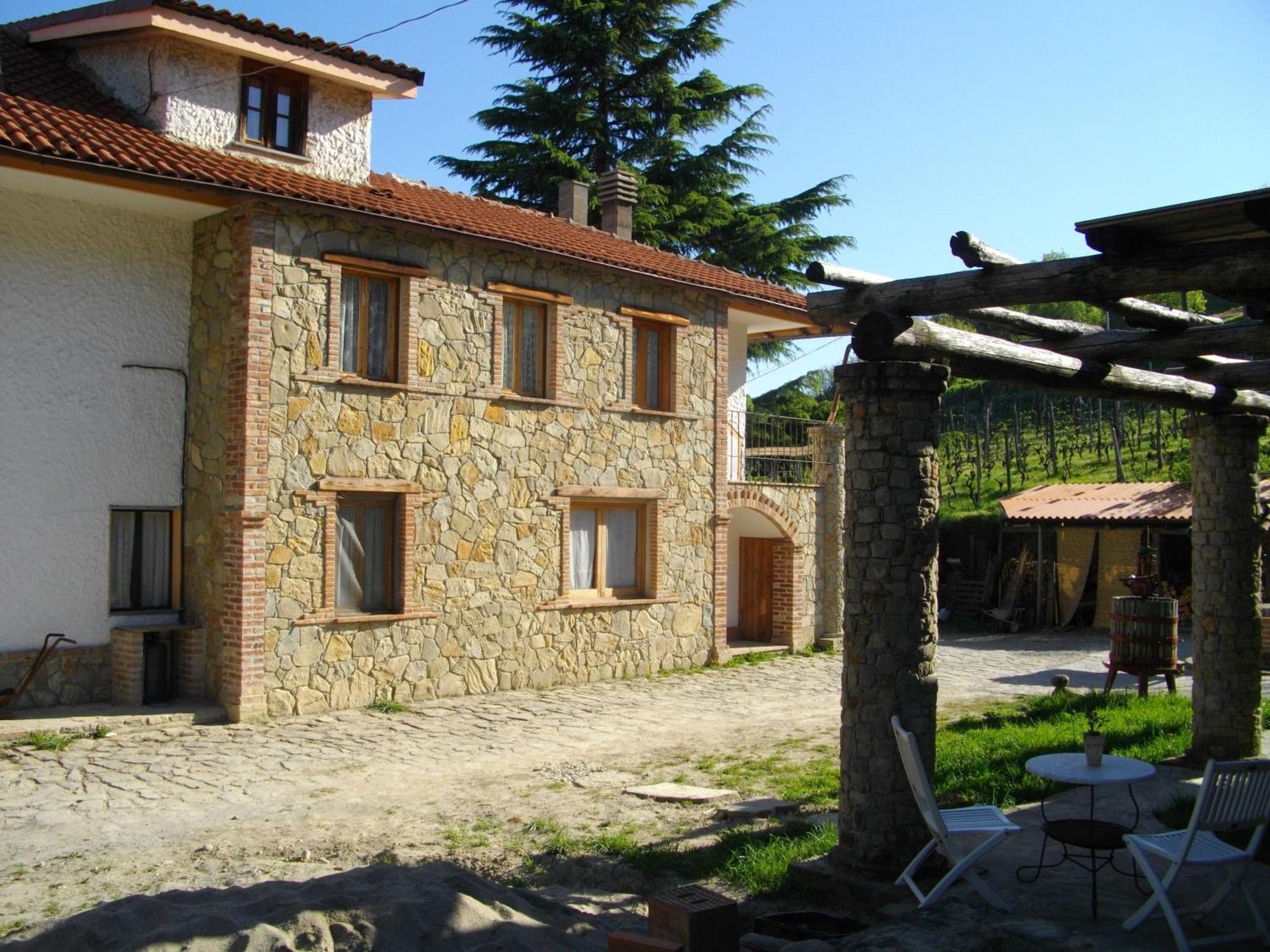 La Martinella Villa Canelli Buitenkant foto
