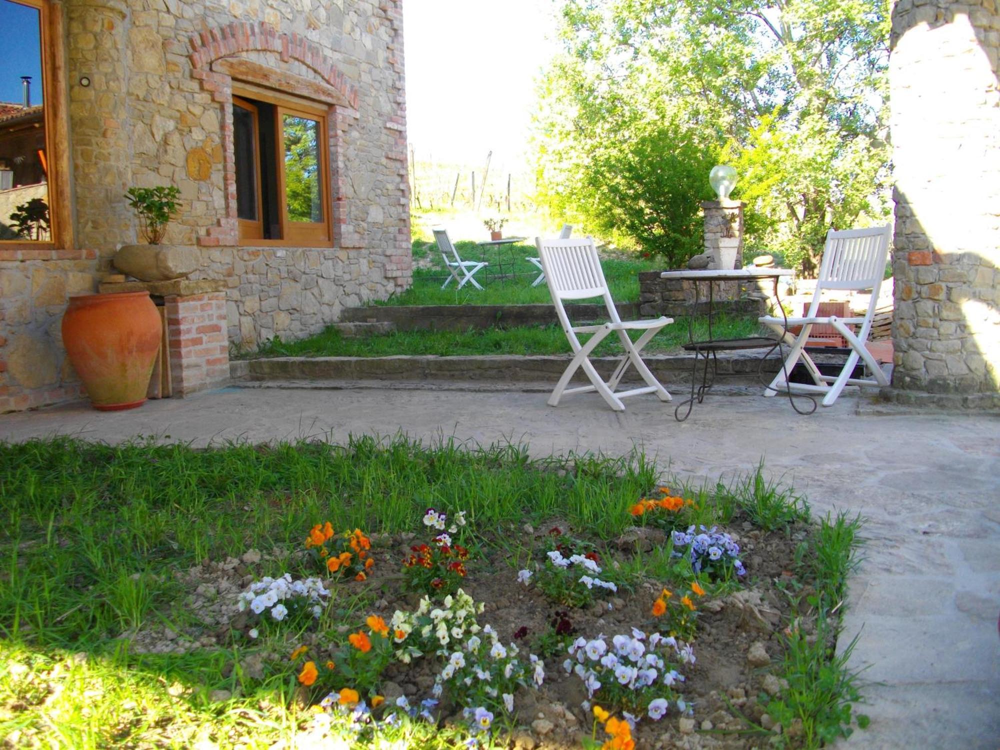 La Martinella Villa Canelli Buitenkant foto