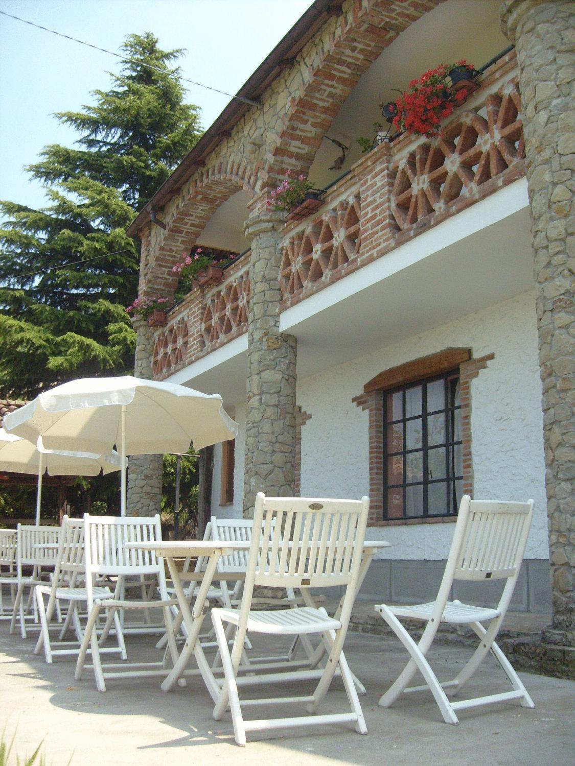 La Martinella Villa Canelli Buitenkant foto