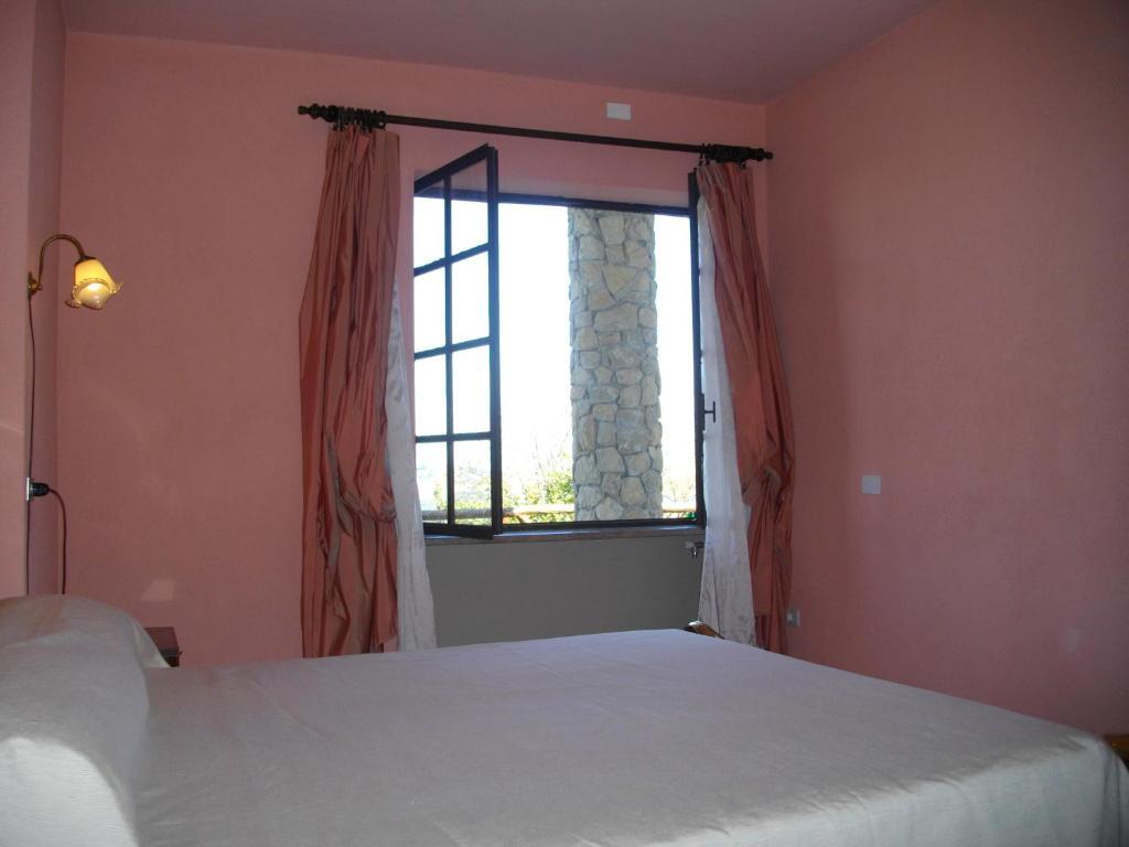 La Martinella Villa Canelli Kamer foto